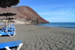 Плайя-де-ла-Техита - самый большой естественный пляж на острове Тенерифе. Он