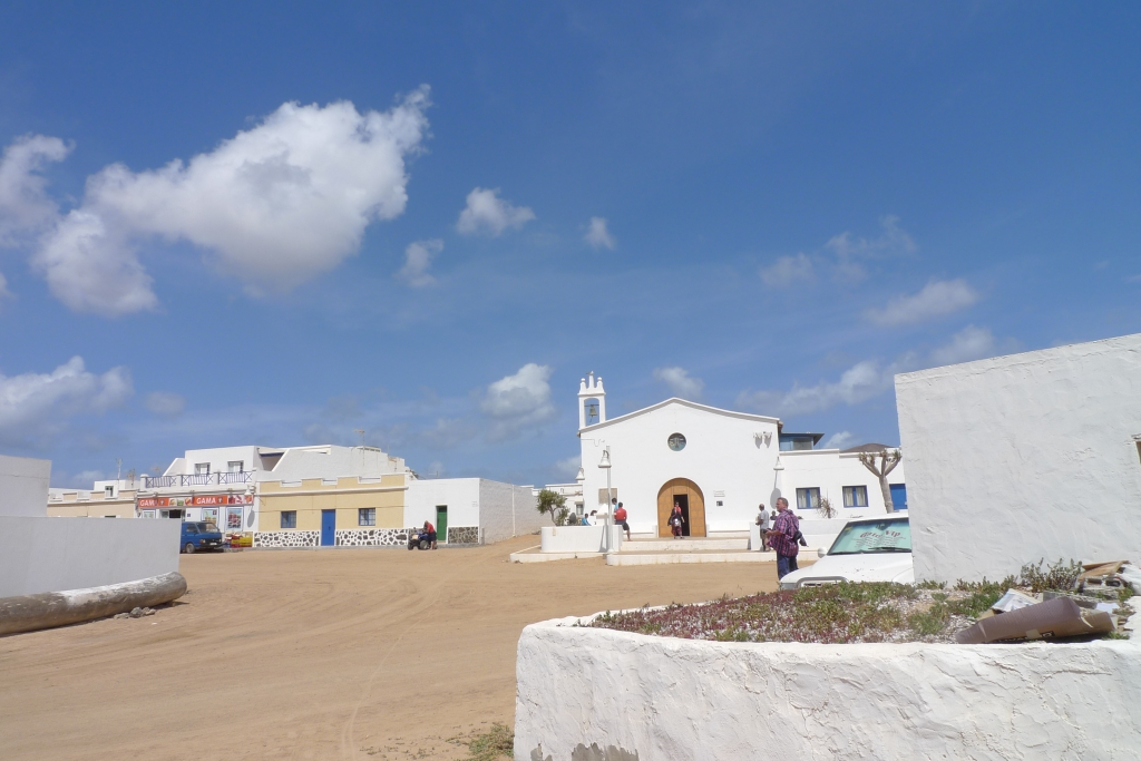 Церковь Virgen del Carmen. Дева с горы Кармель